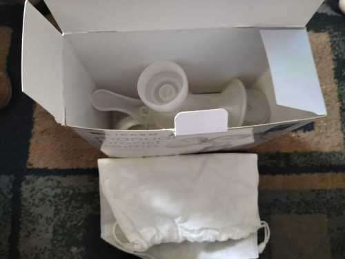 Manual Breast Pump open Box