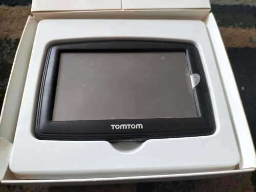 Tom Tom GPS in the box *** GOOD AS NEW ***