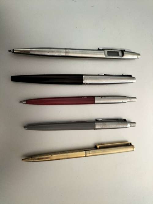 Highly Collectable - 5 x Fountain & ball pens