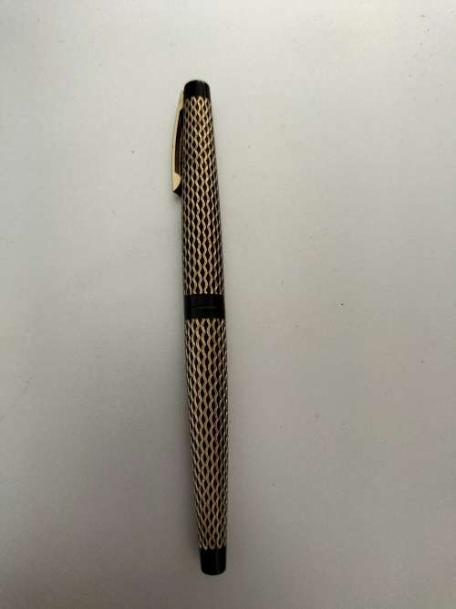 Highly collectable 1 x sheaffer Fountain pen
