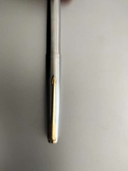 Highly collectable 1 x Parker ball point pen