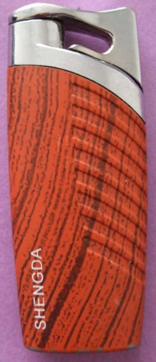 Redish-Brown Lighter