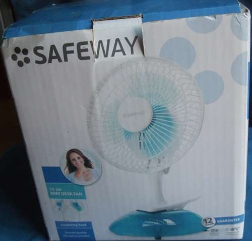 Safeway 15cm Mini Desk Fan - in original Box