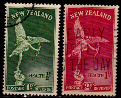 NEW ZEALAND 1947, 1 Oct. HEALTH STAMPS, set, UH CV +/-R 10.00 view scans