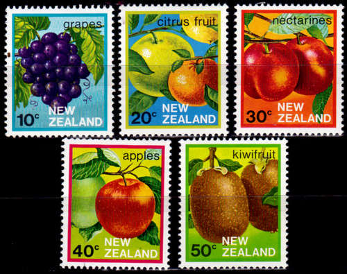 NEW ZEALAND 1983, 7 Dec. Fruits, set, MH, CV+/- R 45.00, view scans