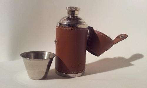 FOSSIL Hunting Flask in Leather Pouch