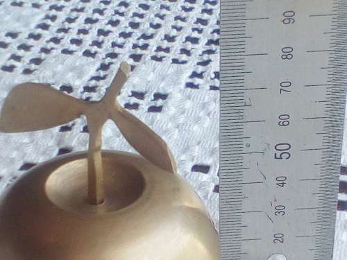 Vintage Small Brass Apple with Leaf Trinket Box