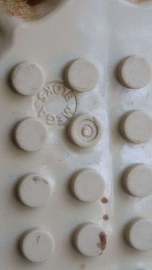 Pirates of the Caribbean MEGA BLOKS SKULL