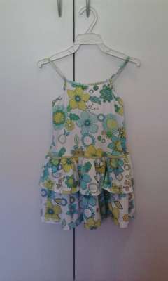 Flowerd cotton summer dress (3-4years)