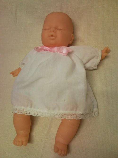 Sleeping Baby Doll (+- 30cm)