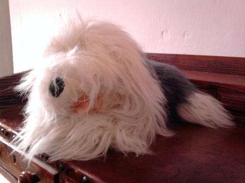 Dulux-Dog Hand Puppet