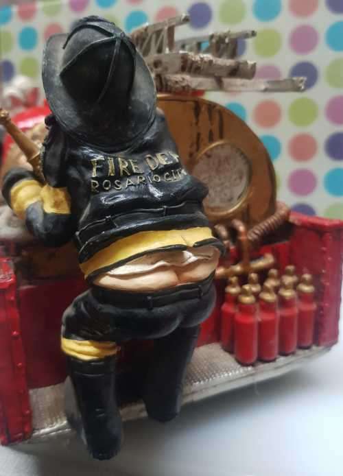 Comic Art of Guillermo Forchino - The Fire Engine (retired item)