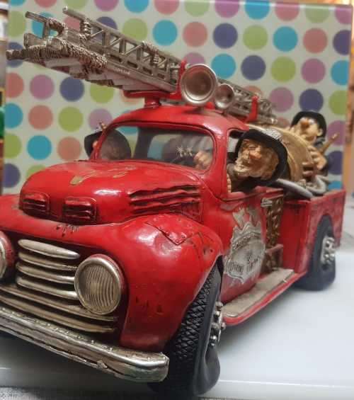 Comic Art of Guillermo Forchino - The Fire Engine (retired item)