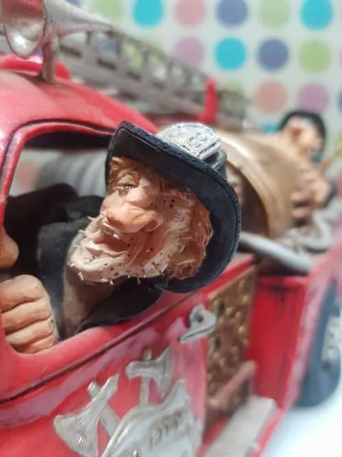 Comic Art of Guillermo Forchino - The Fire Engine (retired item)