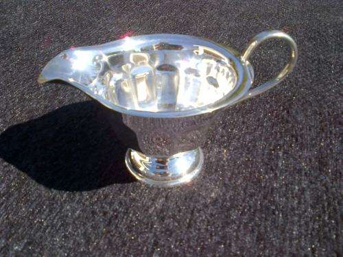 Vintage Sheffield Silver plated Milk Jug