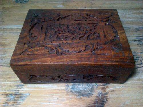 Vintage wooden Jewellery or Trinket box - carved
