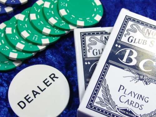 Poker Texas Hold them Card game set with Dice, in Aluminium Case