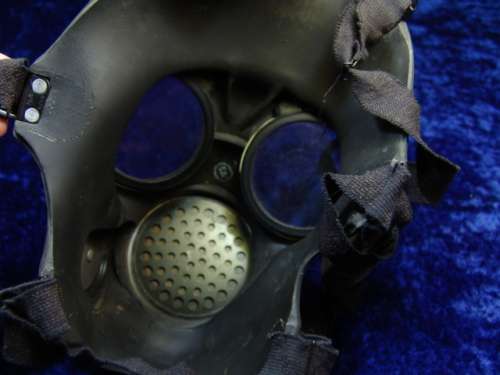 Vintage military Gas Mask - Avon No.4 ,Mk2