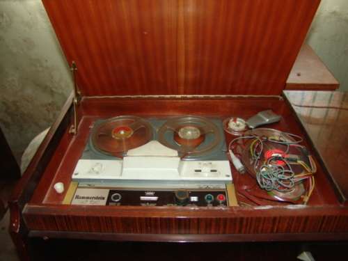 Vintage Radio, Gramophone and Wheel Tape recorder combination in original Cabinet
