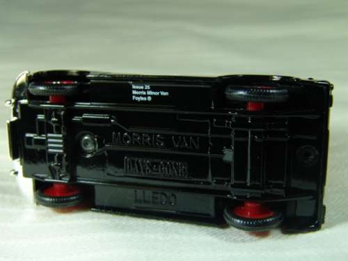 Vintage Collectable Die Cast  "Days Gone" Branded classic  - 1960 Morris Minor Van