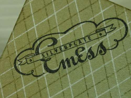 Vintage EPNS mini salt and pepper Shakers x 4 in original Box - Emess