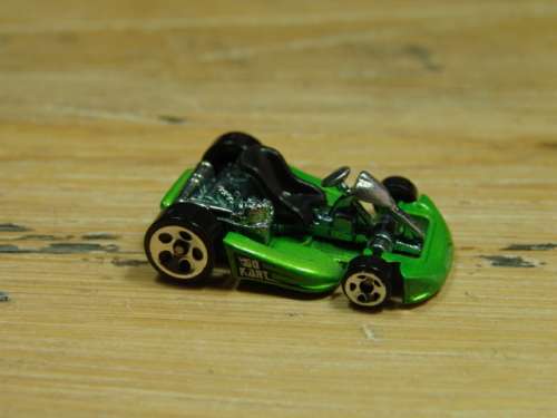 Collectable die cast Hot Wheels First Edition Go Kart 1997 - Scale model toy Car