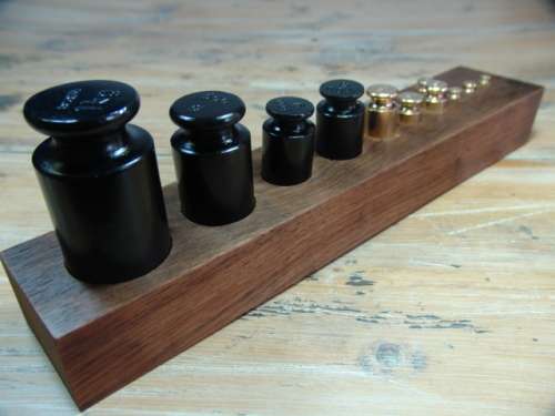 Vintage Barkel Brass and Metal Scale Weights - Full Set