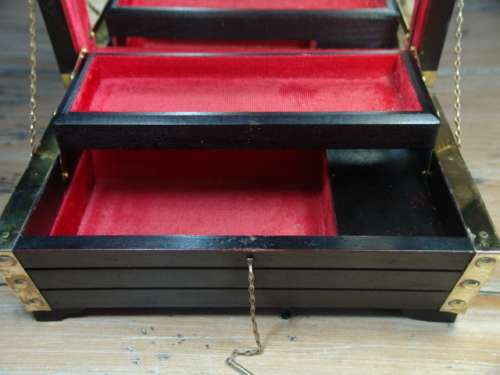 Vintage Large wooden "Treasure chest" Musical Jewelry Box