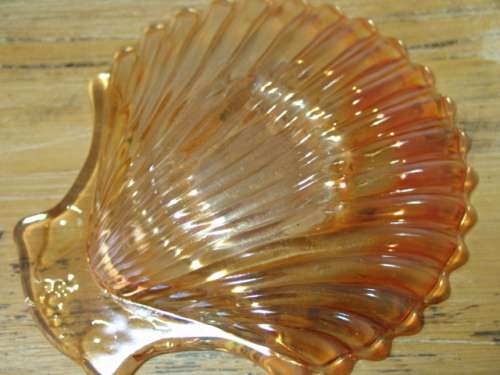 Vintage Amber depression Carnival glass candy Dish - sea shell shape