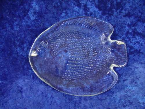Fish serving set - fish shaped glass serving Platter and 4 plates