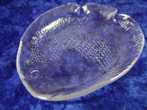 Fish serving set - fish shaped glass serving Platter and 4 plates