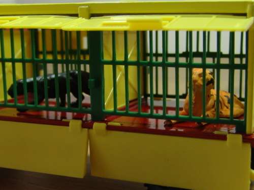 Rare Vintage collectable die cast model Truck and Trailor - Pinder Circus Truck - Scale 1:43