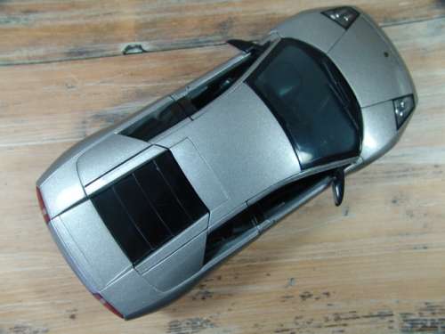 Collectable die cast model Car - Maisto Lamborghini Murcielago - 1:18