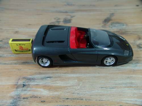 Collectable die cast model Car - Guiloy "Ferrari Mythos" - 1:18