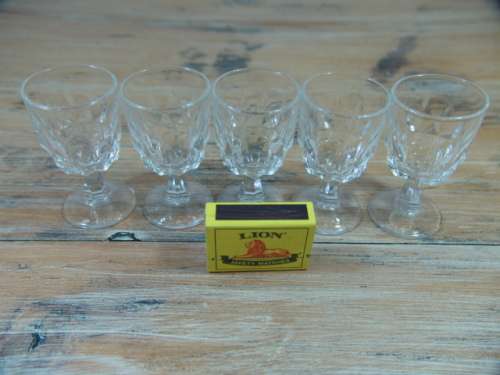 5 x Arcoroc glass Coblets - from France