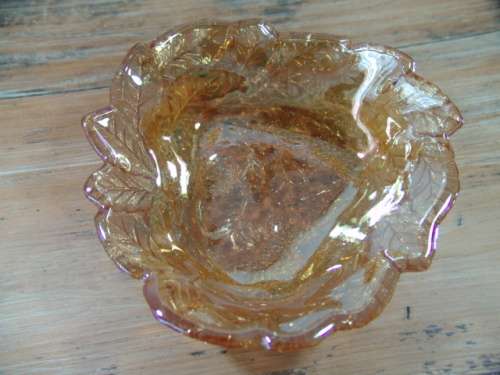 Vintage Indiana Amber Carnival glass candy Dish