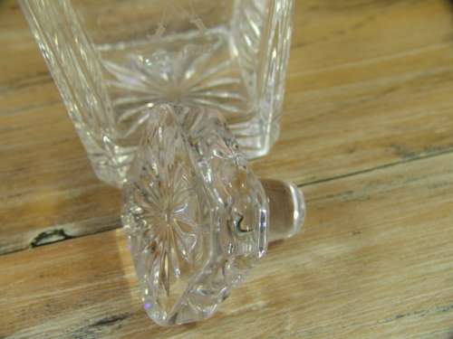 Johnnie Walker glass Decanter with Stopper