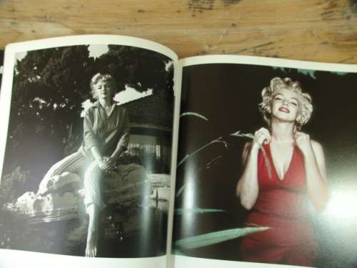 Vintage Marilyn Monroe collectable hardcover Book "A life in pictures" - 2007