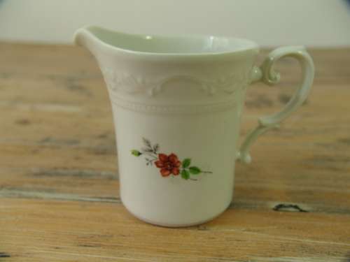 Vintage Huguenot Royale porcelain Tea Set -, 21 Piece, serves 6