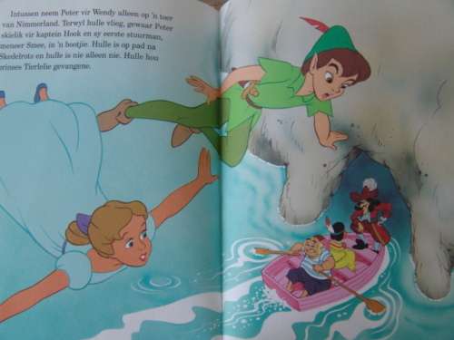 Walt Disney - Afrikaans Childrens Hardcover illustarted Story Book - Peter Pan