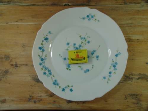 Vintage Arcopal Milk glass Dinner set - France, 25 pieces