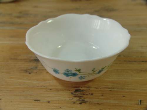 Vintage Arcopal Milk glass Dinner set - France, 25 pieces