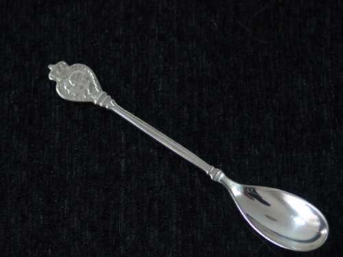 Vintage Oriental Royalty silver plated Spoon - 1936
