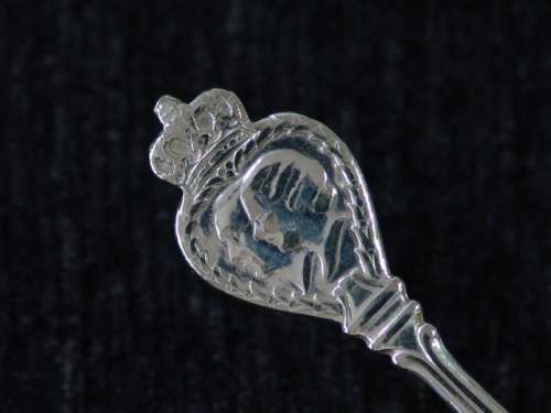 Vintage Oriental Royalty silver plated Spoon - 1936