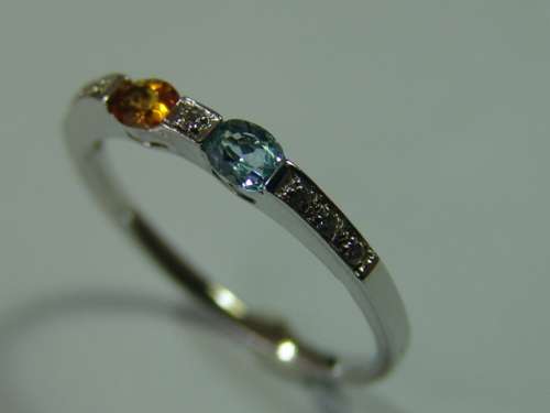 Vintage natural Sapphire and Cubic Zirconias Ring, set in Sterling Silver - 1,8g