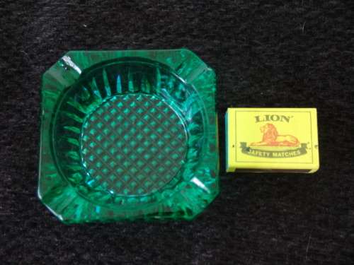 Vintage solid green glass Ashtray