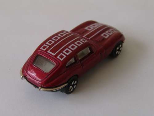 Collectable die cast model Car - Jaguar E-Type from Playart