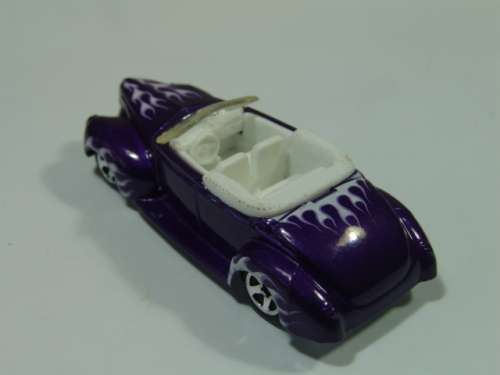 Collectable Hot Wheels Die cast model Car - 1940 Ford convertable - Malaysia