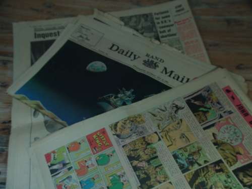 Sunday Times, 20 July 1969 - " Man on the Moon today " complete 32 page Newspaper with supplements