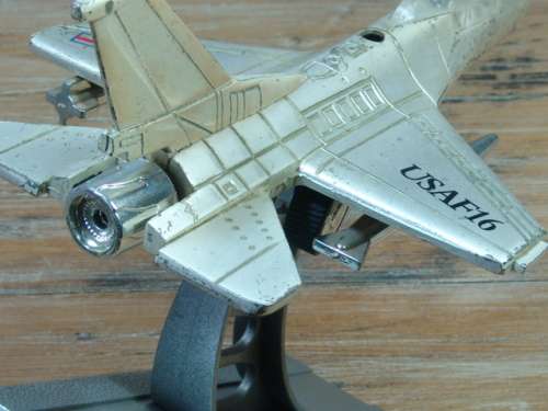 Large rare metal USA F16 Jetfighter table Lighter